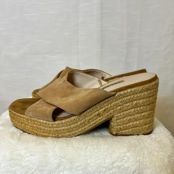 Zara Women’s Crossover Leather Wedge Sandals - Picture 6 of 11